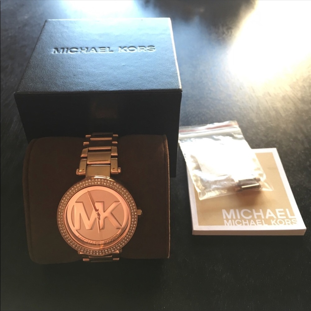 MICHAEL KORS WATCH